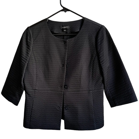 Ann Taylor Black Quilted 3/4 Length Sleeve Blazer - Picture 1 of 7